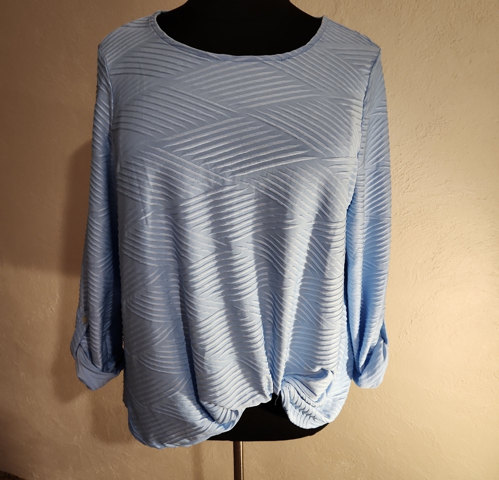 Ruby Rd. Women’s Light Blue Textured Twist-Hem Long Sleeve Top 2X